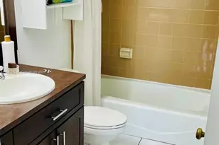 1470 NE 123rd St, North Miami, FL 33161 - Photo 20