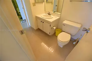 20301 W Country Club Dr, Aventura, FL 33180 - Photo 18