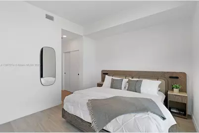 580 72 St #2101, Miami Beach, FL 33141 - Photo 8