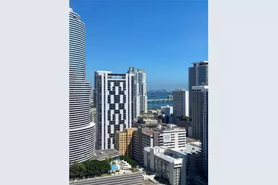 31 SE 5th St #3912, Miami, FL 33131 - Photo 14