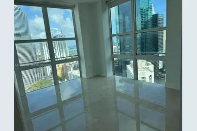 31 SE 5th St #3912, Miami, FL 33131 - Photo 8