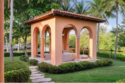 221 Casuarina Concourse, Coral Gables, FL 33143 - Photo 44