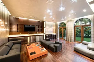 221 Casuarina Concourse, Coral Gables, FL 33143 - Photo 8