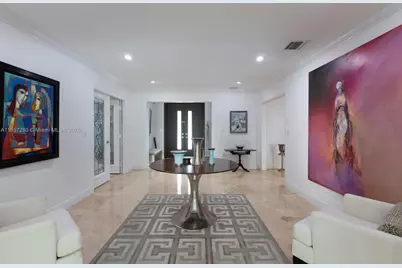 677 Hampton Ln, Key Biscayne, FL 33149 - Photo 6