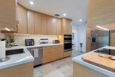 677 Hampton Ln, Key Biscayne, FL 33149 - Photo 10