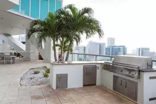 888 Biscayne Blvd, Miami, FL 33132 - Photo 52