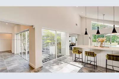 1090 NE 92nd St, Miami Shores, FL 33138 - Photo 24