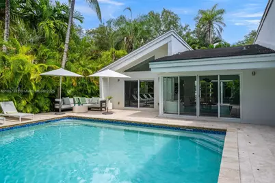 1090 NE 92nd St, Miami Shores, FL 33138 - Photo 44