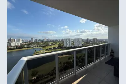 3625 N Country Club Dr #PH5, Aventura, FL 33180 - Photo 2