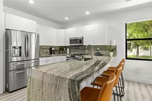 8877 W 35th Ave, Hialeah, FL 33018 - Photo 6