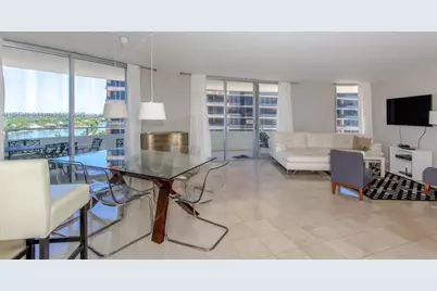 5161 Collins Ave #1104, Miami Beach, FL 33140 - Photo 8