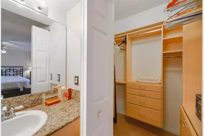 2811 NE 185th St #801, Aventura, FL 33180 - Photo 18