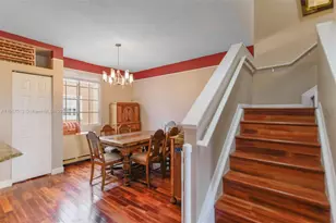 2811 NE 185th St, Aventura, FL 33180 - Photo 10