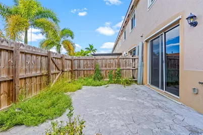 2431 SE 10th Ct, Homestead, FL 33035 - Photo 24