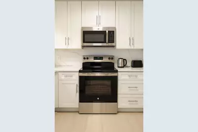 10501 W Broward Blvd #303, Plantation, FL 33324 - Photo 1