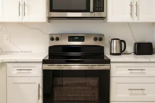 10501 W Broward Blvd, Plantation, FL 33324 - Photo 1