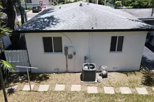 270 NE 162nd St, Miami, FL 33162 - Photo 42