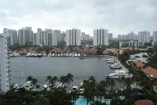 3600 Yacht Club Dr, Aventura, FL 33180 - Photo 32