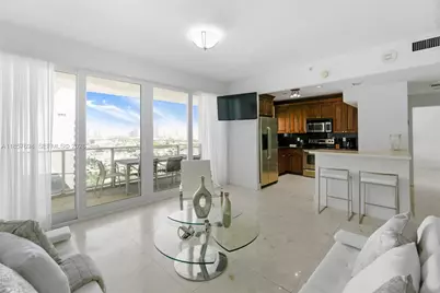 100 Lincoln Rd #PH14, Miami Beach, FL 33139 - Photo 2