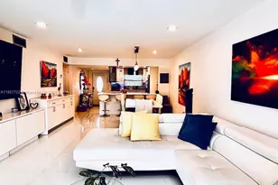 9321 Sunrise Lakes Blvd, Sunrise, FL 33322 - Photo 8