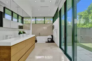 1651 Diplomat Pkwy, Hallandale Beach, FL 33009 - Photo 16