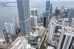 1060 Brickell Ave, Miami, FL 33131 - Photo 8