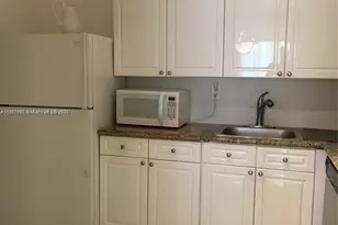 2750 NE 183rd St, Aventura, FL 33160 - Photo 8