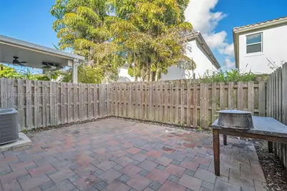 1429 SE 26th Ave, Homestead, FL 33035 - Photo 26