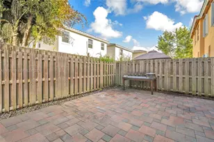 1429 SE 26th Ave, Homestead, FL 33035 - Photo 4