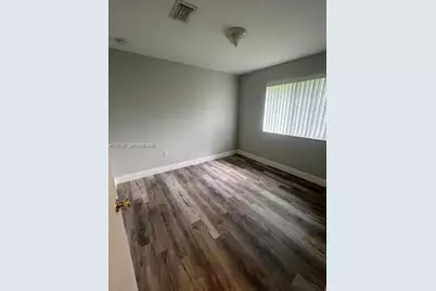 3985 NW 165th St, Miami Gardens, FL 33054 - Photo 6