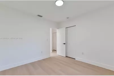 1366 NW 75th St, Miami, FL 33147 - Photo 22