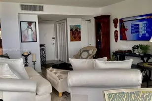 11111 Biscayne Blvd, Miami, FL 33181 - Photo 20