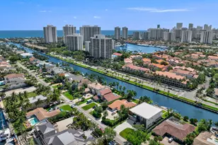 493 Holiday Dr, Hallandale Beach, FL 33009 - Photo 62