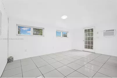 3711 SW 87th Ave, Miami, FL 33165 - Photo 4