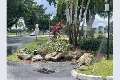 7301 NW 18th St #204, Margate, FL 33063 - Photo 2