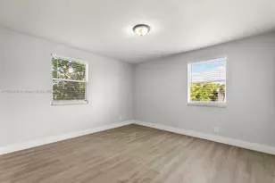 1530 Crescent Cir, West Palm Beach, FL 33403 - Photo 18