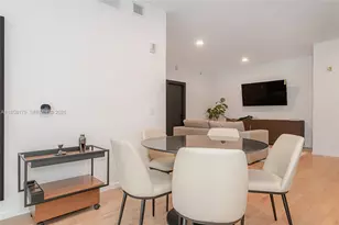 398 NE 5th St, Miami, FL 33132 - Photo 26