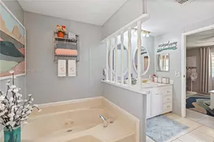 202 NW 52nd St, Deerfield Beach, FL 33064 - Photo 28