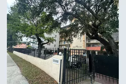 12590 NE 16th Ave #405, North Miami, FL 33161 - Photo 2