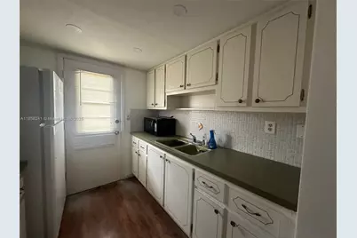 12590 NE 16th Ave #405, North Miami, FL 33161 - Photo 8