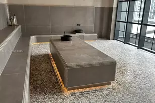 159 NE 6th St, Miami, FL 33132 - Photo 40