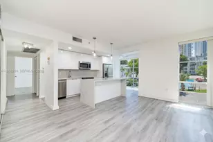 17570 Atlantic Blvd, Sunny Isles Beach, FL 33160 - Photo 2