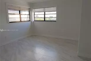 6424 Collins Ave, Miami Beach, FL 33141 - Photo 10