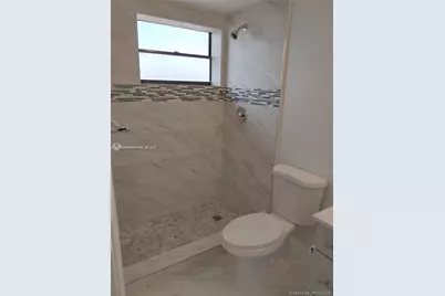 6424 Collins Ave #A-404, Miami Beach, FL 33141 - Photo 12