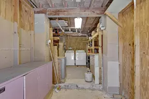 813 Hawksbill Ln, Sugarloaf, FL 33042 - Photo 42