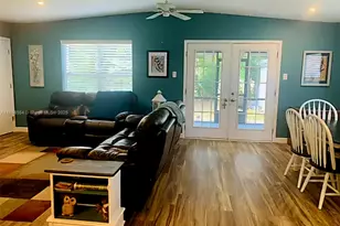 2212 SE Wald St, Port Saint Lucie, FL 34984 - Photo 6