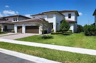 4255 SW 123rd Ter, Davie, FL 33330 - Photo 2