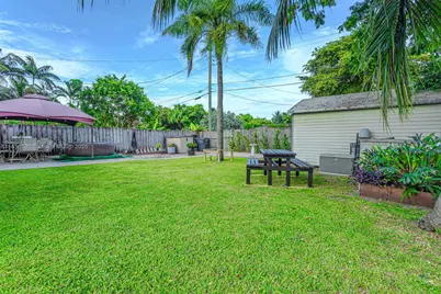 921 N 31st Ct, Hollywood, FL 33021 - Photo 38