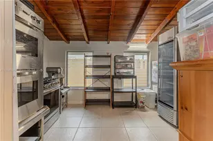 921 N 31st Ct, Hollywood, FL 33021 - Photo 32