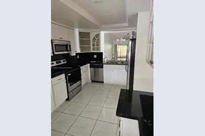 343 Fairway Cir #63, Weston, FL 33326 - Photo 8